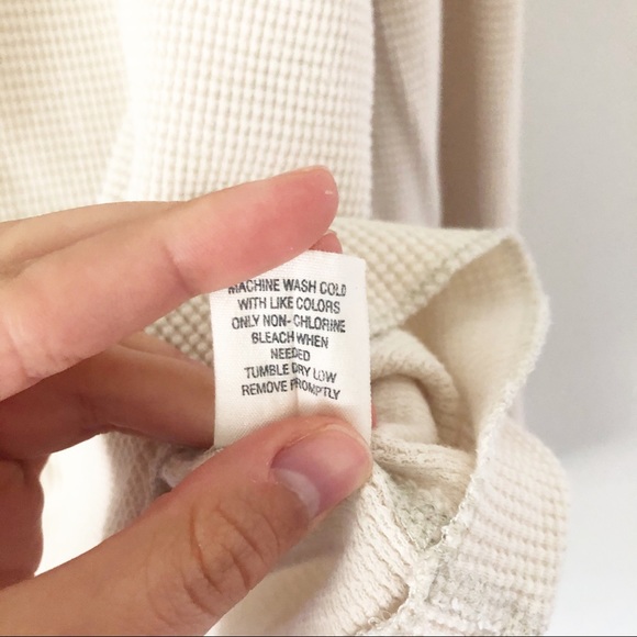 Penn State Retro Long Sleeve Cream Thermal Top - Picture 5 of 6